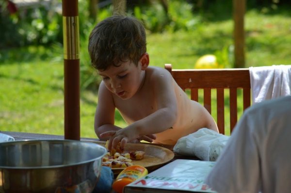 Most meg így a meggyes pitét :)